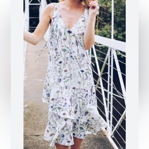 #B00 {VGUC} H&M beautiful floral dress